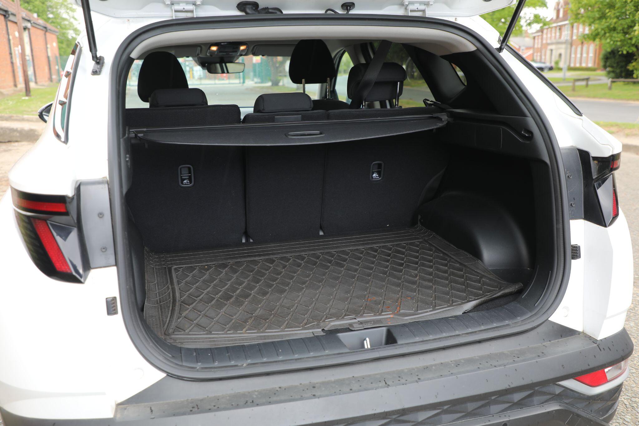 Large vehicle image
